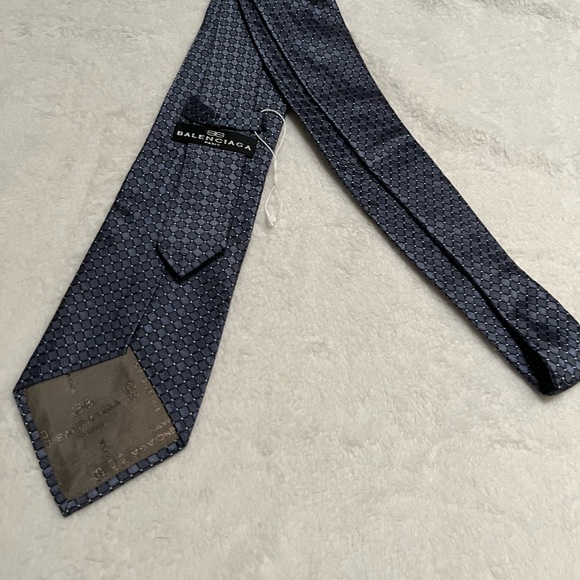 Balenciaga Necktie (PRICE FIRM❤️) - Picture 5 of 7